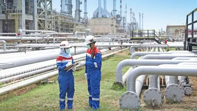 Jual Solar Industri Blitar Kota Resmi: Solusi Energi B40 untuk Industri Lokal